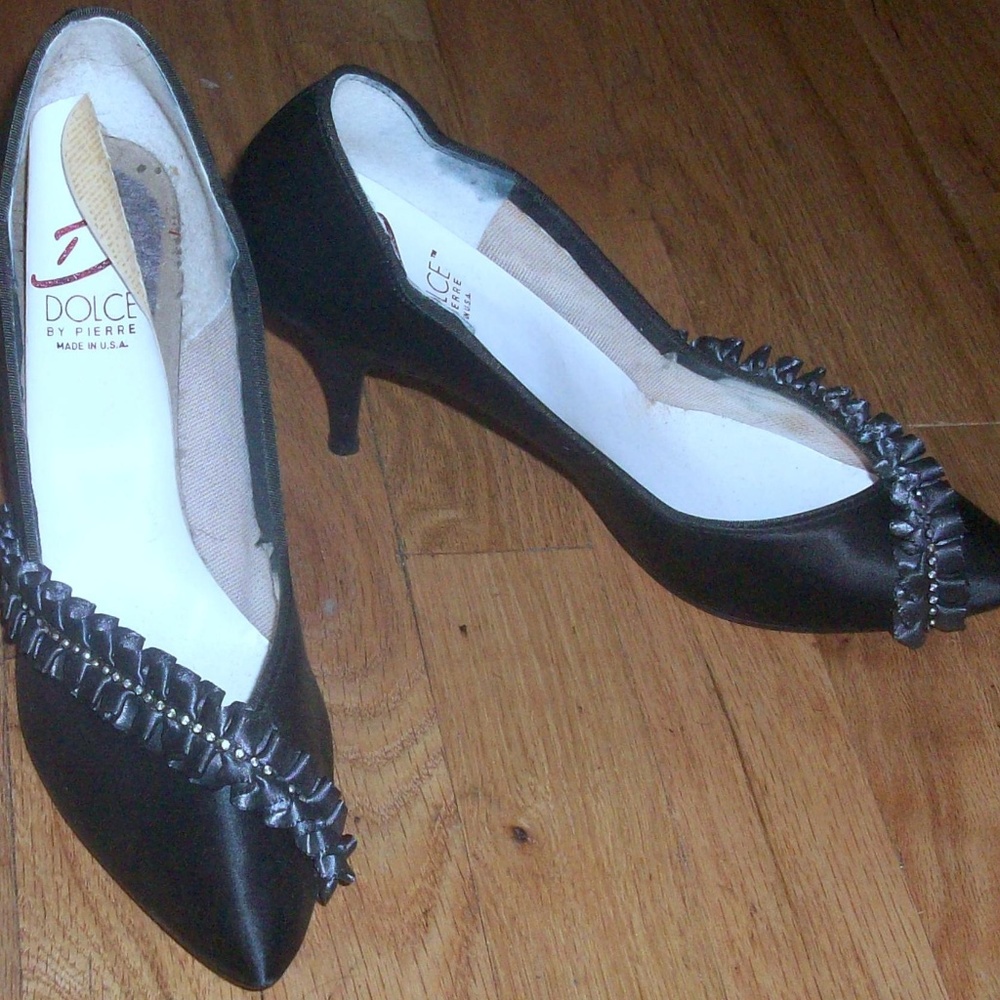 4 FOR $40~Black Satin Ruffled Rhinestone Heels- - Picture 2 of 8